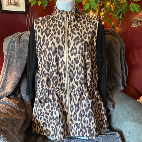 Chico’s Animal Print Zip Up Vest - Picture 3 of 8